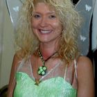 Julia Kneece