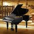 Christopher Tracys Piano