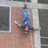 CHrIs TUsIng