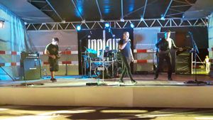 inplain - The stranger  Live