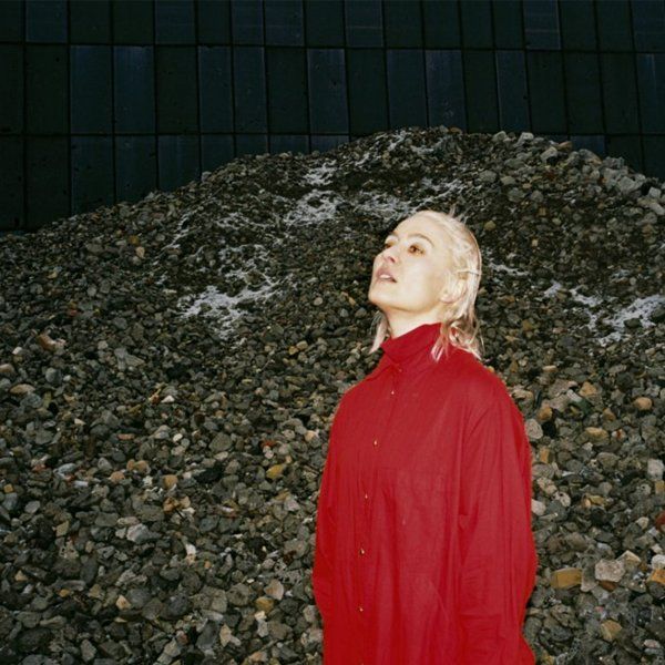 Watch Cate Le Bon’s stunning new video for ‘Daylight Matters’