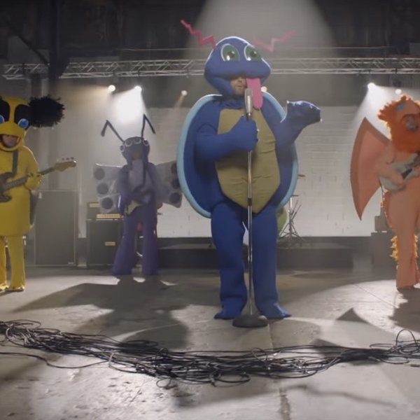 Watch The Silly, Pokémon Go-Themed Video For Maroon 5's "Don't Wanna Know"